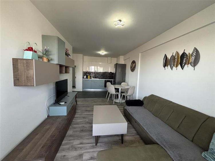 Apartament cu 3 camere decomandat în Iosia