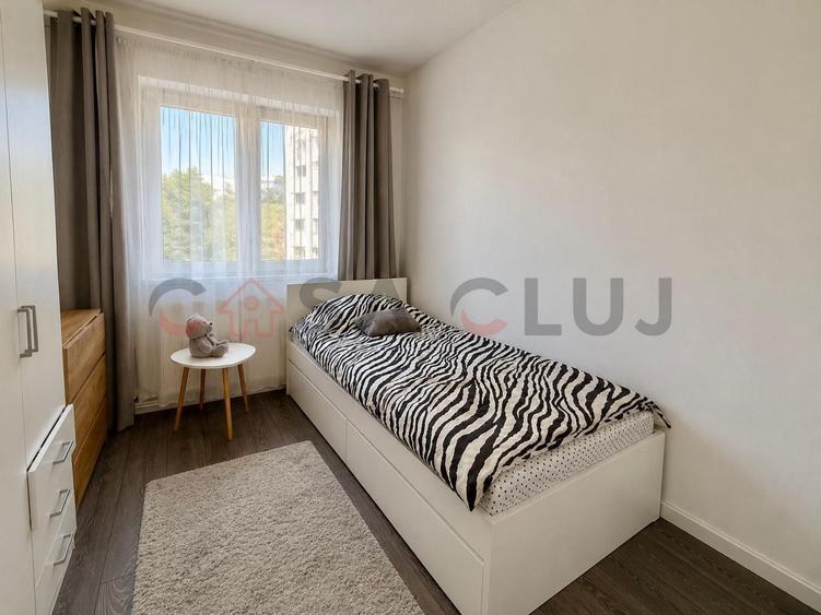 Apartament cu 3 camere semidecomandat, mobilat în Mănăștur