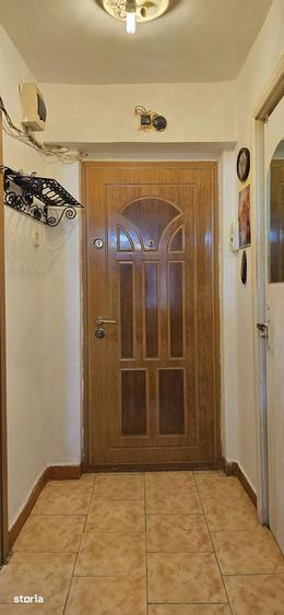 Apartament cu 2 camere semidecomandat în Port