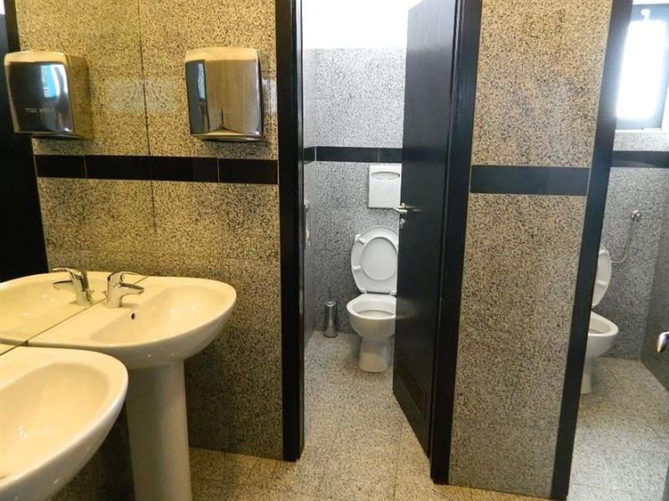 Birou, de 40 mp, în Aradului