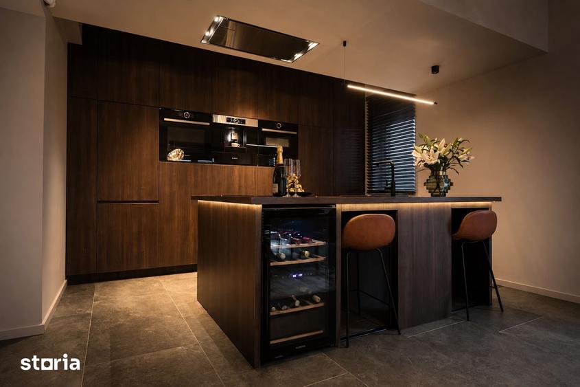 Apartament cu 5 camere în Unirii