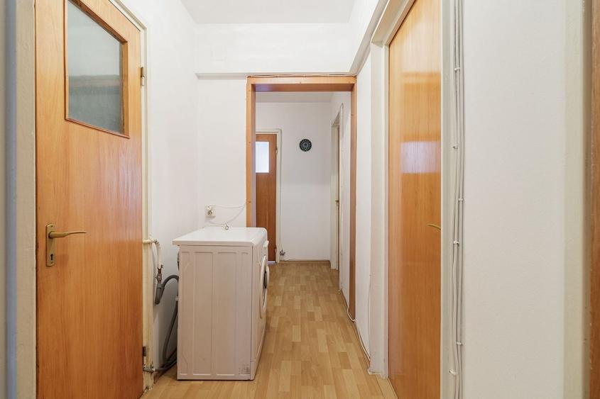 Apartament cu 3 camere decomandat, mobilat în Drumul Taberei