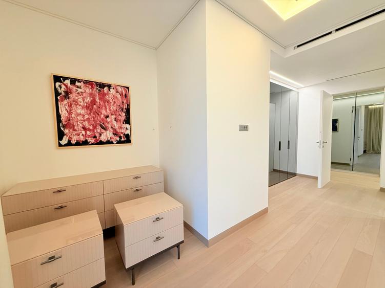 Apartament cu 4 camere decomandat, mobilat în Kiseleff