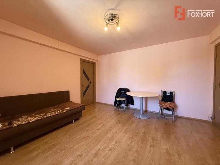 Apartament cu 2 camere semidecomandat, mobilat în Complex Studențesc