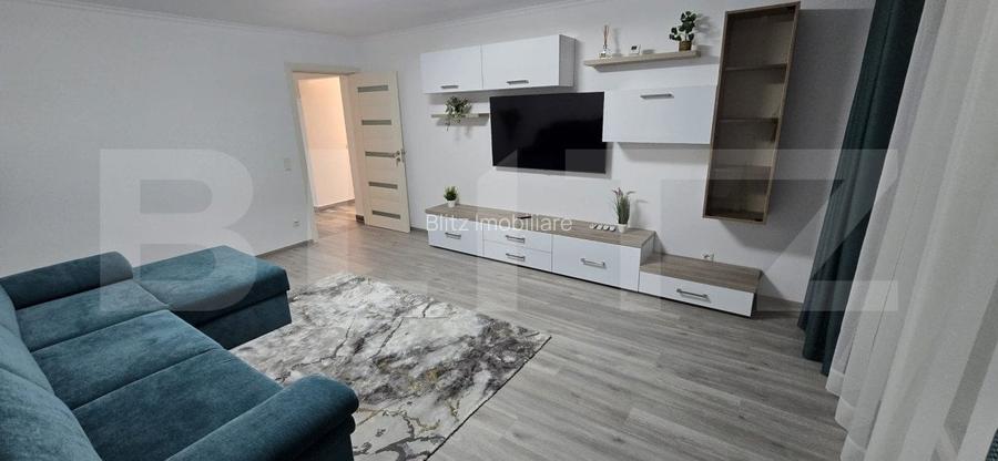Vanzare apartament 2 camere, 61 mp, zona Carpati 2,