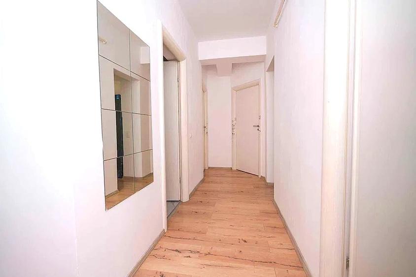 Apartament cu 3 camere decomandat, mobilat în Dobroești