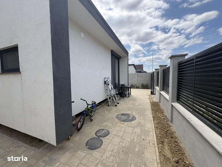 Casă cu 3 camere în Central