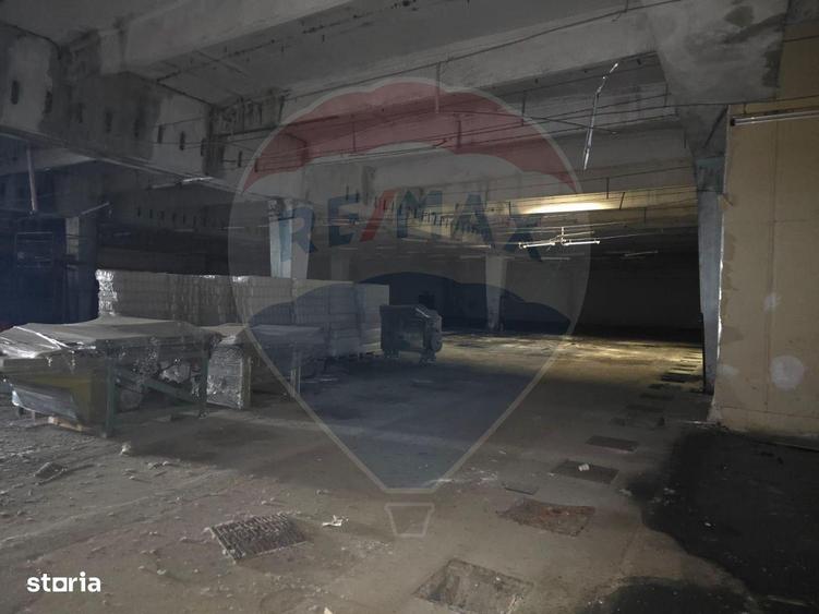 Spațiu comercial, de 10,000 mp, în Nord