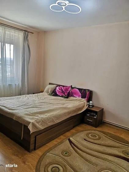 Apartament cu 3 camere decomandat în Remetea