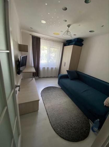 Apartament cu 3 camere decomandat în Traian