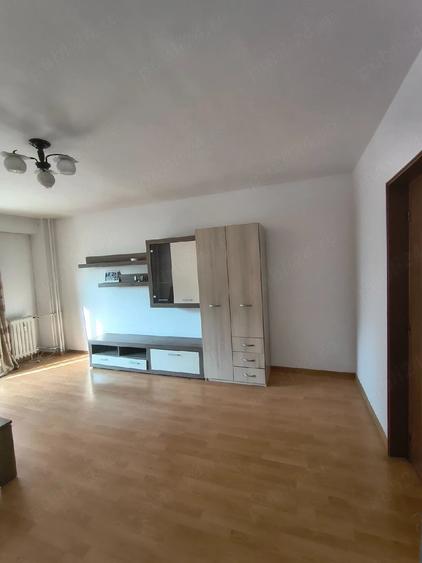 Garsonieră decomandată în Alba Iulia