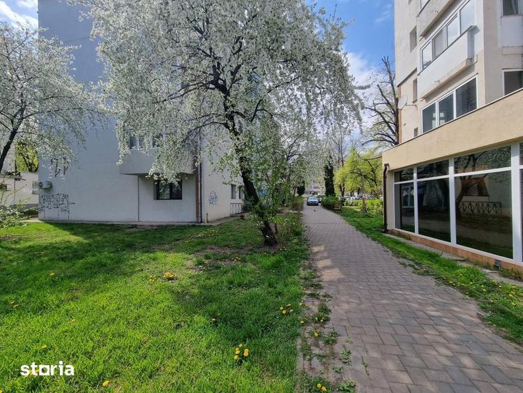 Apartament cu 2 camere decomandat, mobilat în Central