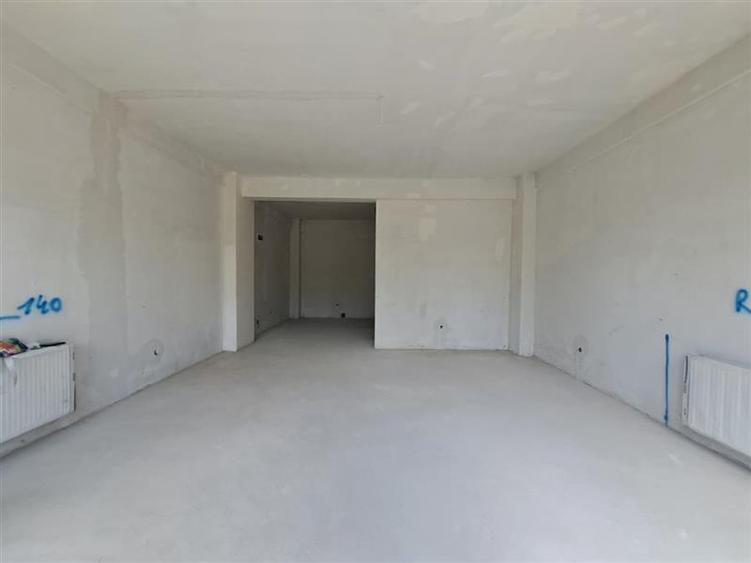 Spațiu comercial, de 52 mp, în Mărăști