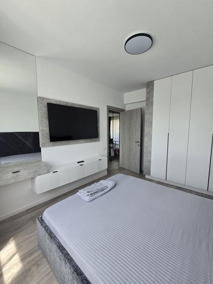 Apartament cu 2 camere semidecomandat în Central