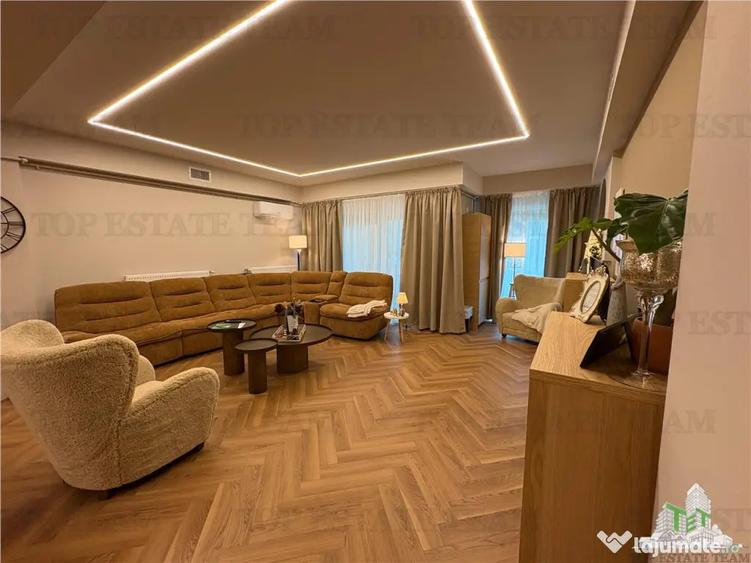 Apartament cu 3 camere decomandat în Central