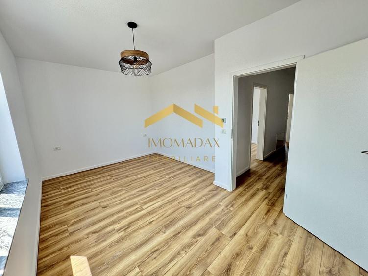 Duplex cu 4 camere cu Canalizare în Bucovăț (Remetea Mare)