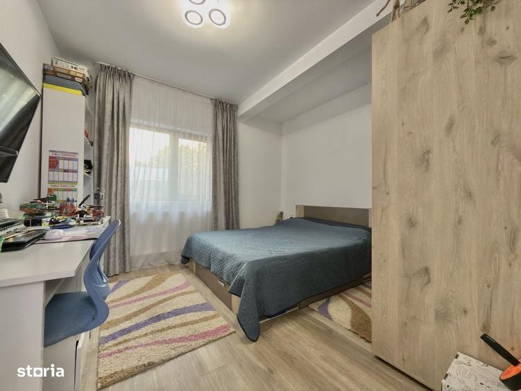 Casă cu 4 camere cu Teren 300 Mp în Lumina