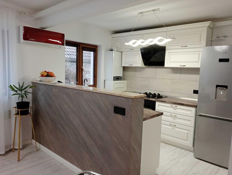 Apartament cu 2 camere decomandat în Calea Severinului