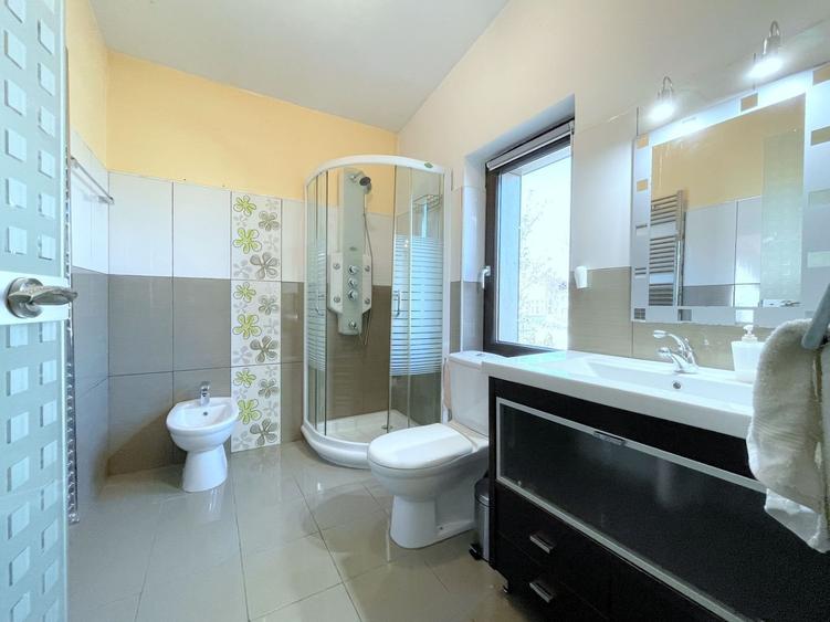 Casă individuală cu 4 camere cu Canalizare în Braytim