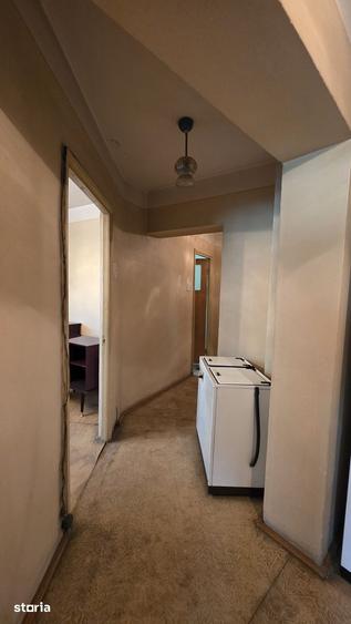 Apartament cu 2 camere decomandat în Gara de Nord