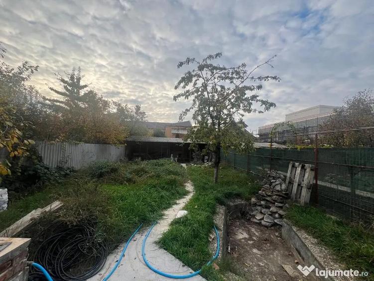 Apartament cu 4 camere decomandat în Aradul Nou