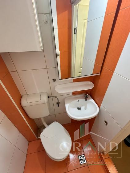 Garsonieră semidecomandată, mobilată în Mărăști