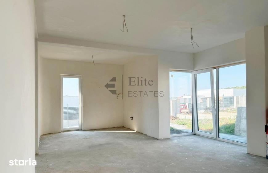 Casă cu 4 camere cu Teren 601 Mp în Oncea