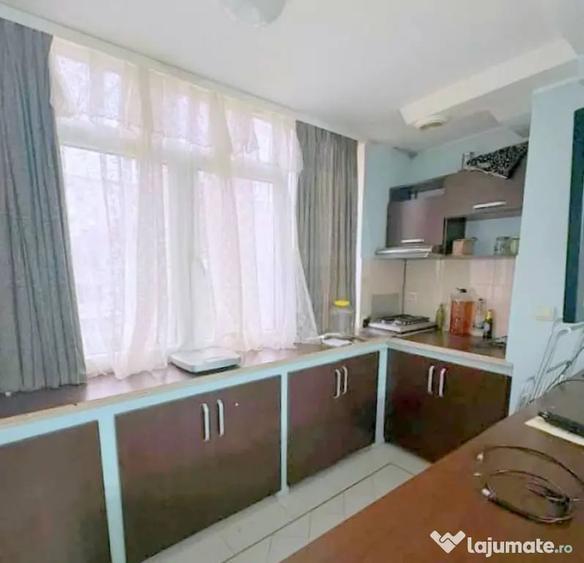 Apartament cu 2 camere semidecomandat în Țiglina 1