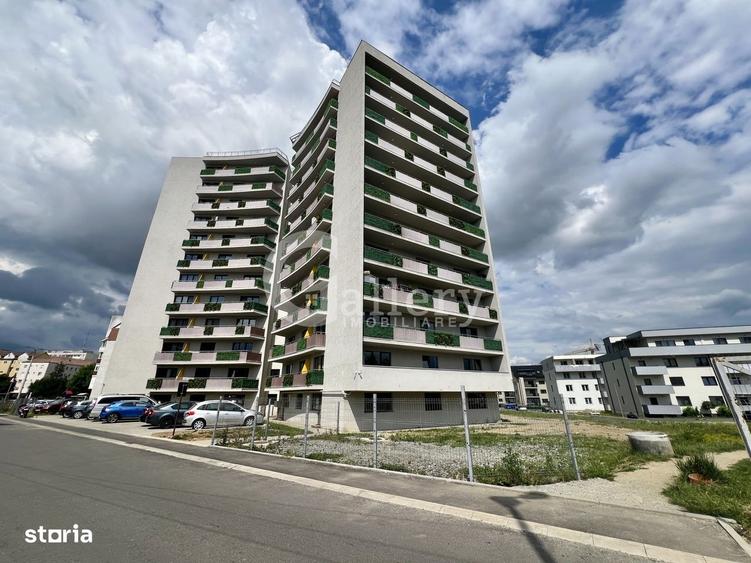 Apartament cu 4 camere în Sub Arini