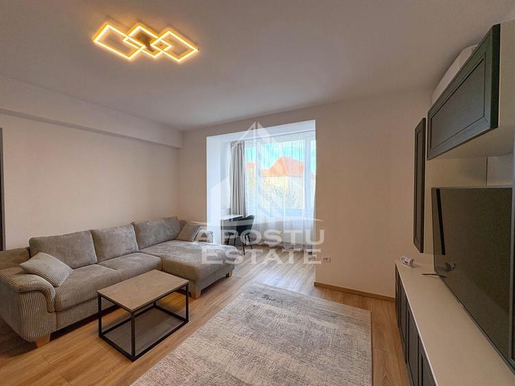 Apartament cu 2 camere semidecomandat, mobilat în Elisabetin