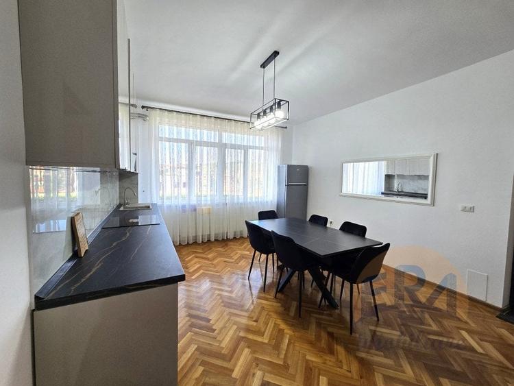 Apartament cu 3 camere decomandat, mobilat în Spitalul Județean