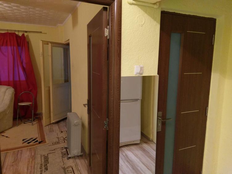 Garsonieră decomandată în Uiești
