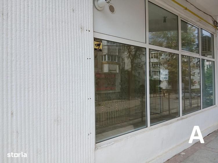Spațiu comercial, de 20 mp, în Nicolina