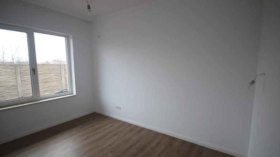 Duplex cu 3 camere cu Teren 322 Mp în Moșnița Nouă