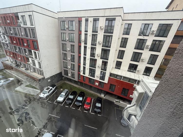 Apartament cu 2 camere, mobilat în Central