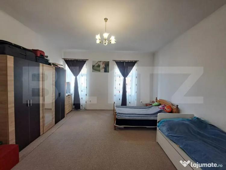Casa saseasca renovata integral, 2200 mp teren, ideala - 14