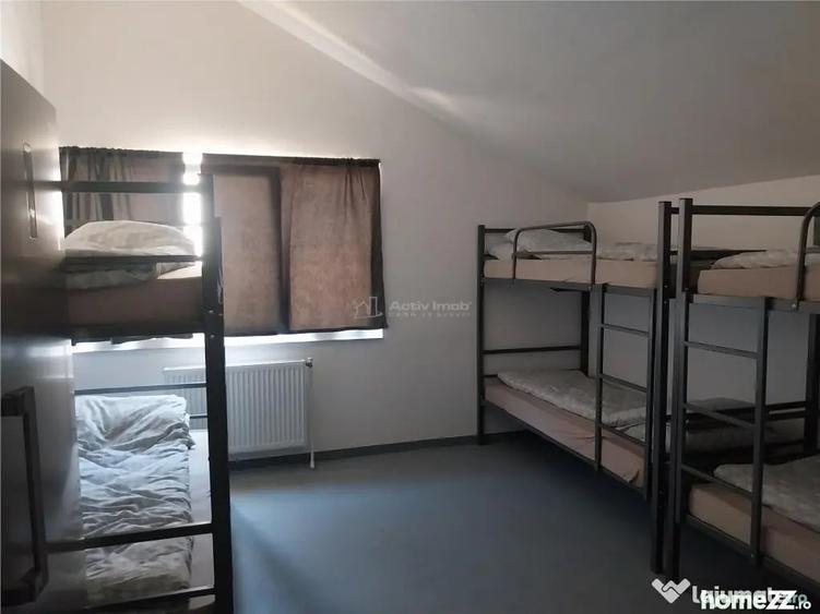 Casă cu 20 camere cu Teren 300 Mp în Central