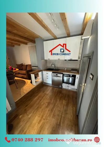 Casă cu 5 camere cu Teren 2700 Mp în Secuieni