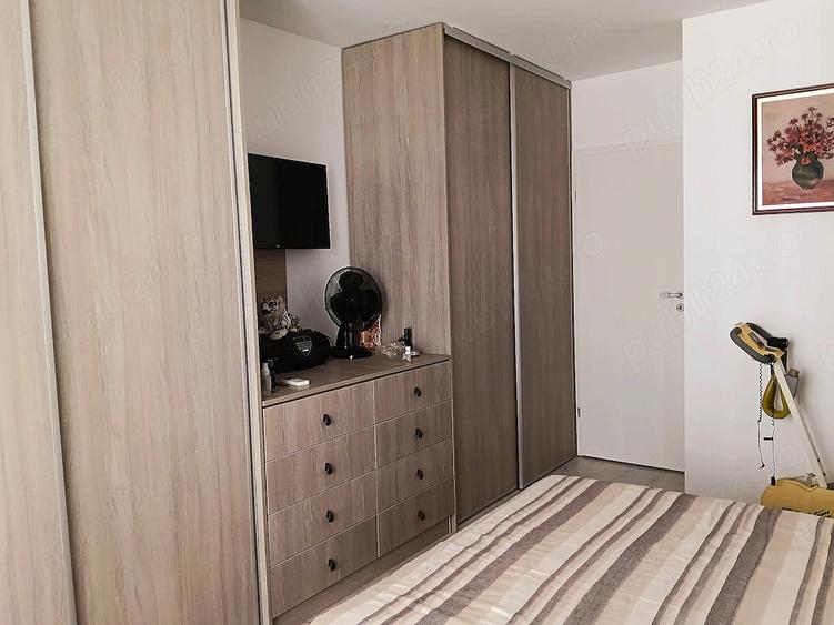 Apartament cu 2 camere decomandat în Titan