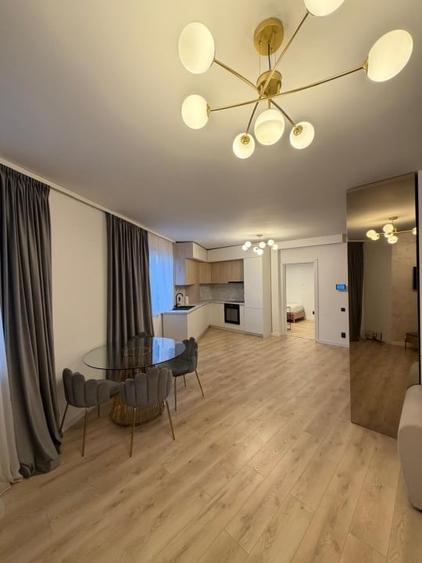 Apartament cu 3 camere semidecomandat, mobilat în Mănăștur