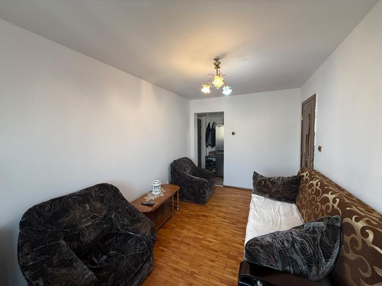 Apartament cu 2 camere semidecomandat în Dacia
