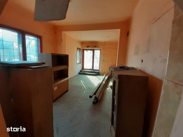 Spațiu comercial, de 110 mp, în Central