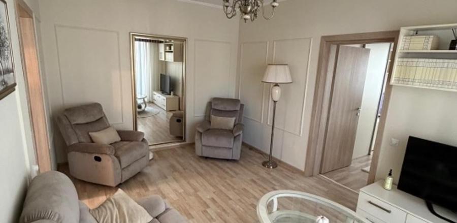 Apartament cu 2 camere decomandat, mobilat în Nicolae Grigorescu