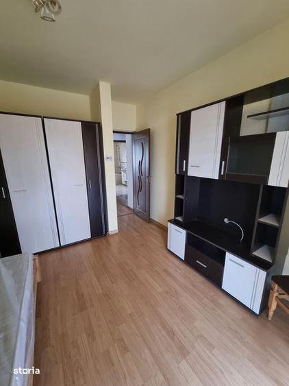 Apartament cu 3 camere în Florești
