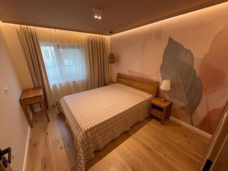 Apartament cu 3 camere decomandat în Ultracentral