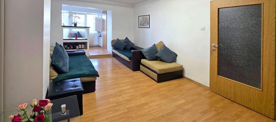 Apartament cu 3 camere decomandat, mobilat în Big-Bascov