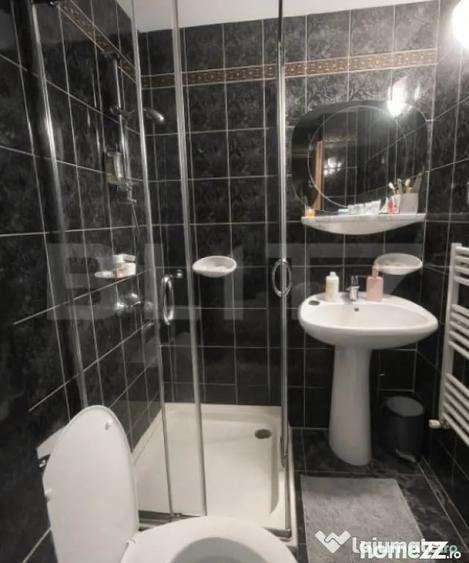 Apartament cu 4 camere decomandat în Central