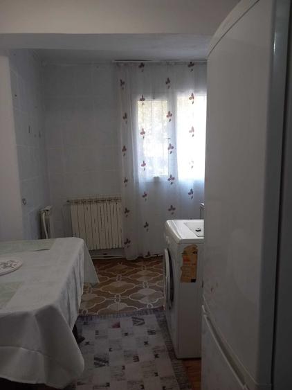Garsonieră decomandată în Sud