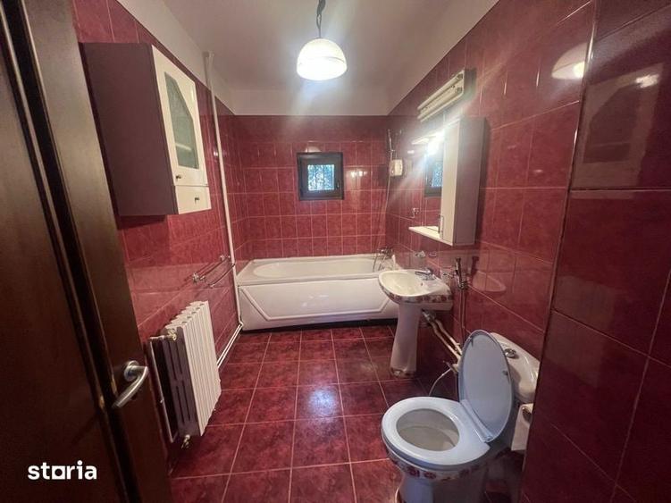 Casă cu 4 camere cu Teren 250 Mp în Agigea