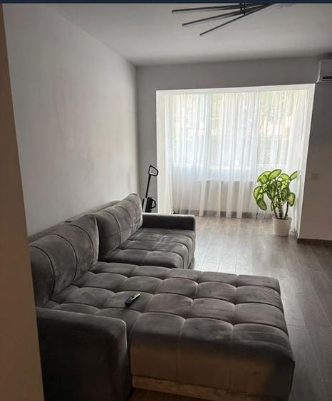 Apartament cu 2 camere semidecomandat în Obor